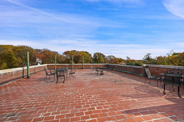 22 Sagamore Road Apt A, Bronxville, NY 10708