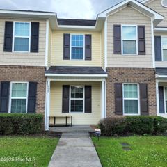 405 Falls Cove, Jacksonville, NC 28546