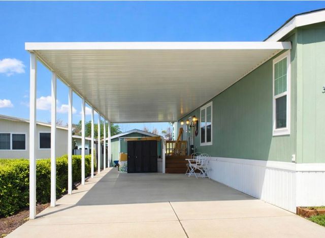 10 E South Stage Road SPC 305, Medford, OR 97501