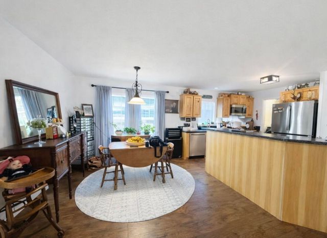 10 E South Stage Road SPC 305, Medford, OR 97501