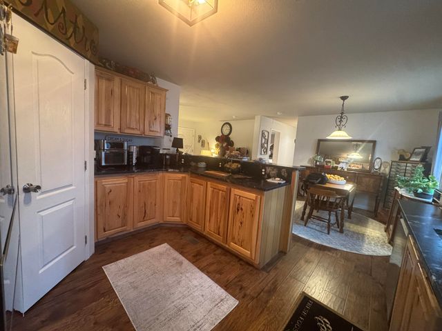 10 E South Stage Road SPC 305, Medford, OR 97501