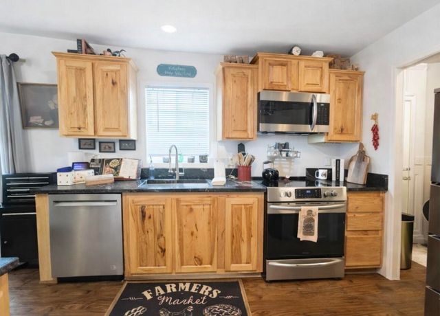 10 E South Stage Road SPC 305, Medford, OR 97501