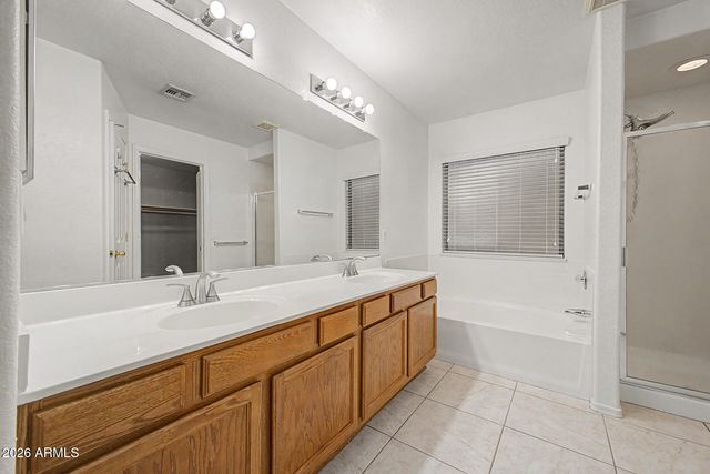 6602 W DESERT HOLLOW Drive, Phoenix, AZ 85083