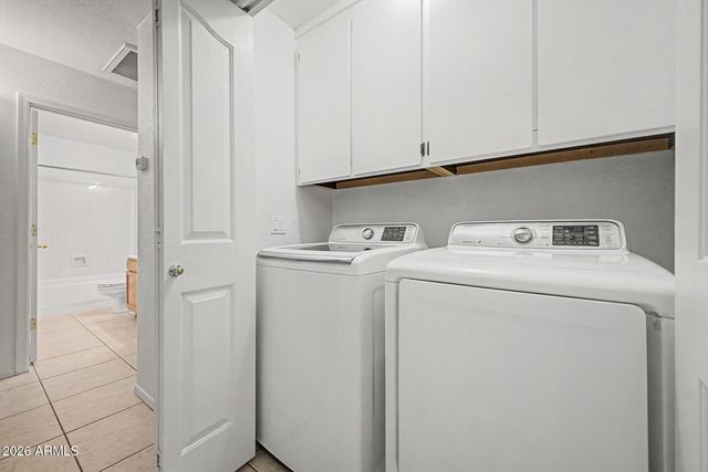 6602 W DESERT HOLLOW Drive, Phoenix, AZ 85083