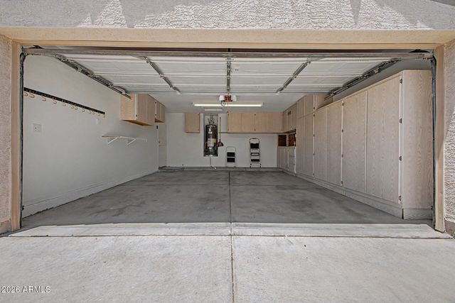 6602 W DESERT HOLLOW Drive, Phoenix, AZ 85083