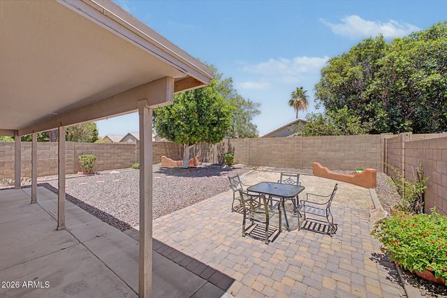 6602 W DESERT HOLLOW Drive, Phoenix, AZ 85083