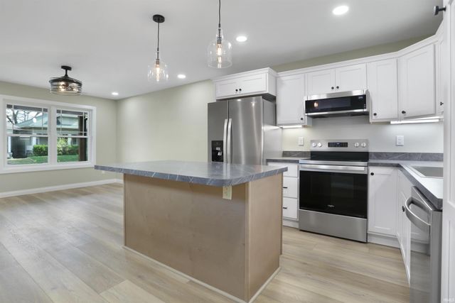 1317 S Linwood Avenue, Evansville, IN 47713