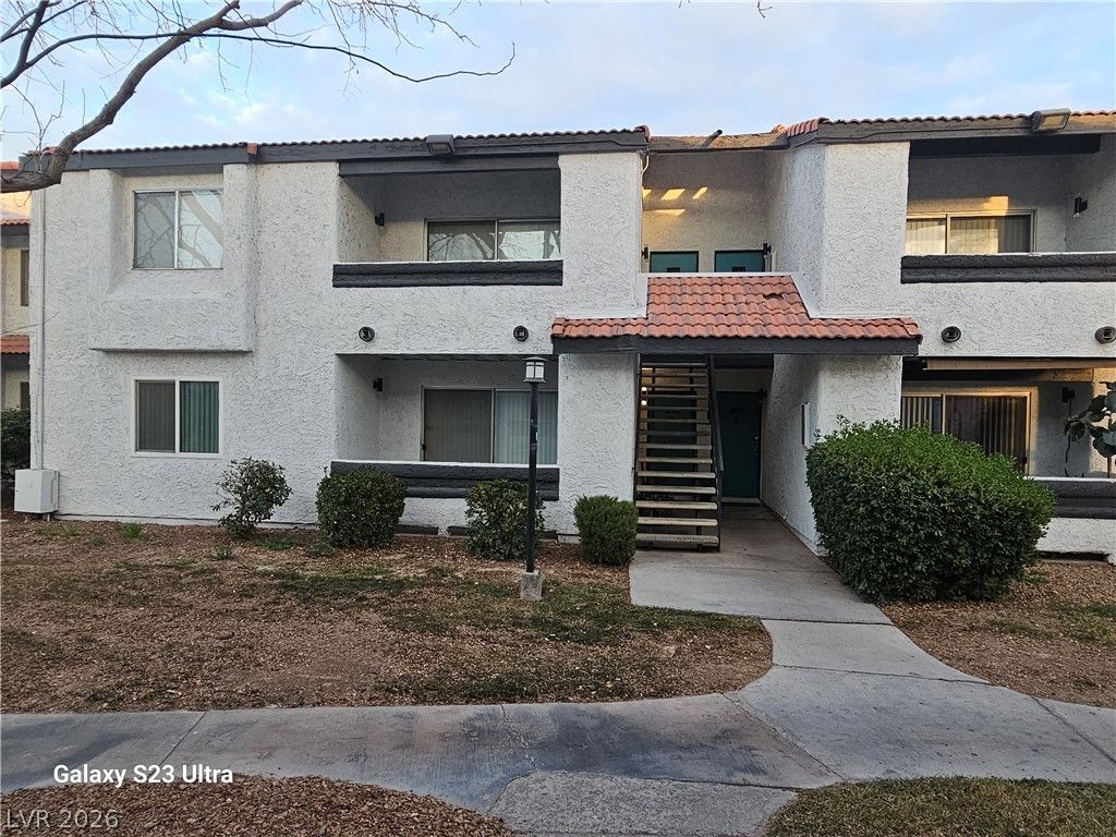 1455 East Katie Avenue G12, Las Vegas, NV 89119