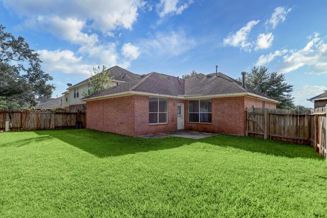 25630 Saddlebrook Village Drive, Tomball, TX 77375