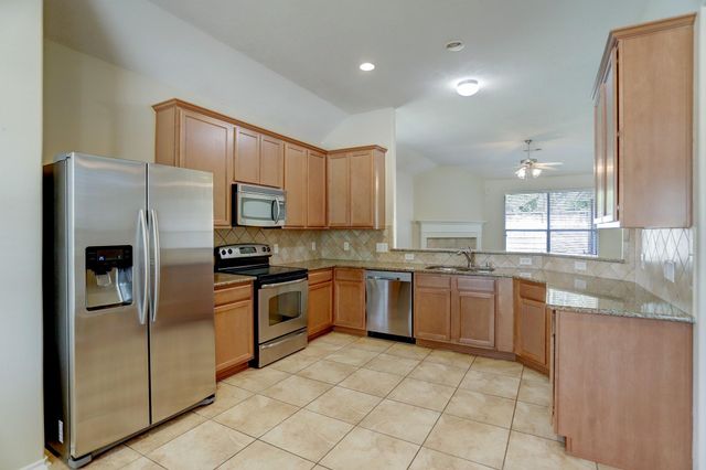 25630 Saddlebrook Village Drive, Tomball, TX 77375