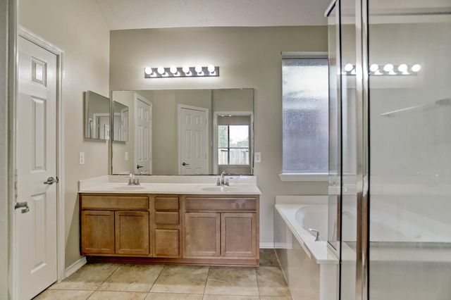 25630 Saddlebrook Village Drive, Tomball, TX 77375