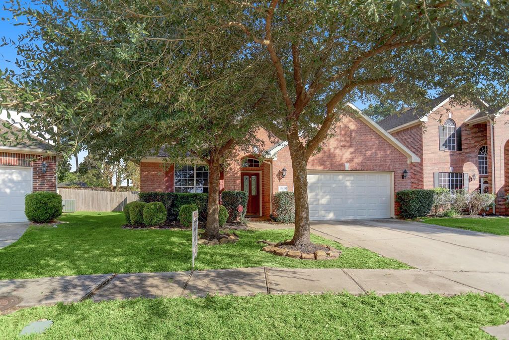 25630 Saddlebrook Village Drive, Tomball, TX 77375