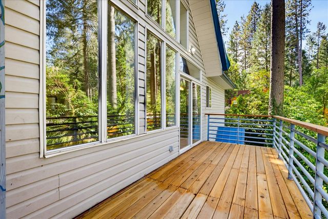 13020 Sadie D Dr, Nevada City, CA 95959