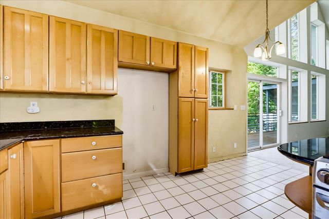 13020 Sadie D Dr, Nevada City, CA 95959