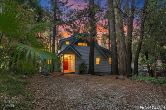 13020 Sadie D Dr, Nevada City, CA 95959