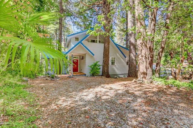 13020 Sadie D Dr, Nevada City, CA 95959