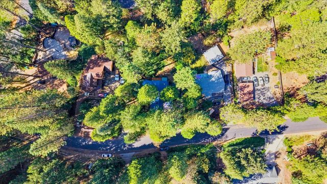 13020 Sadie D Dr, Nevada City, CA 95959