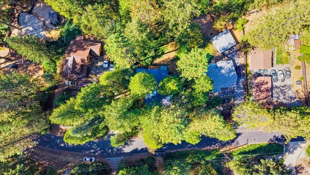 13020 Sadie D Dr, Nevada City, CA 95959