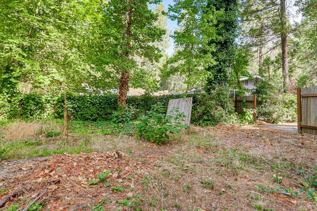 13020 Sadie D Dr, Nevada City, CA 95959