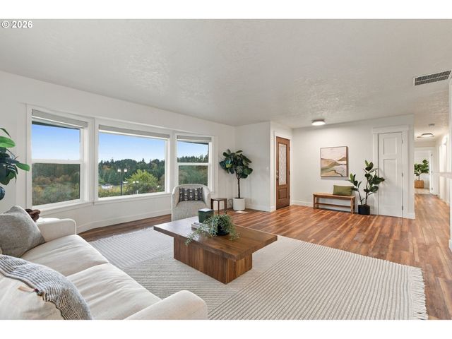 25590 S ELDORADO Rd, Mulino, OR 97042