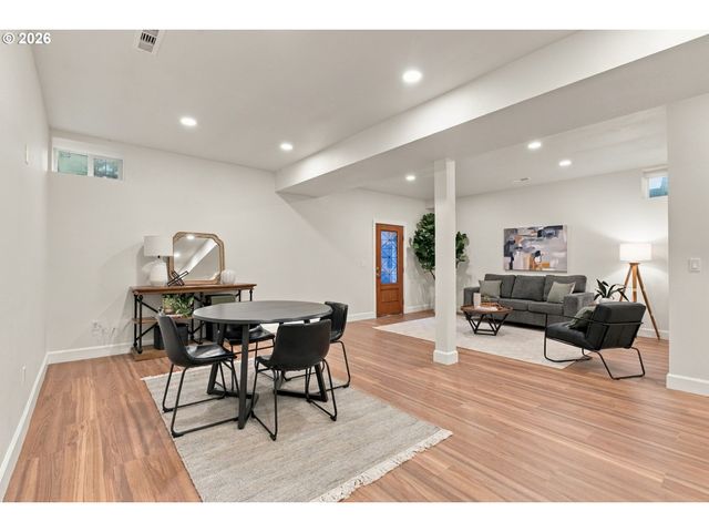 25590 S ELDORADO Rd, Mulino, OR 97042