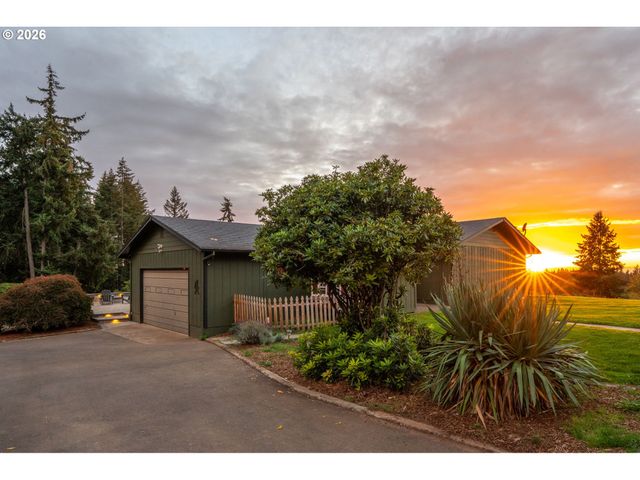 25590 S ELDORADO Rd, Mulino, OR 97042