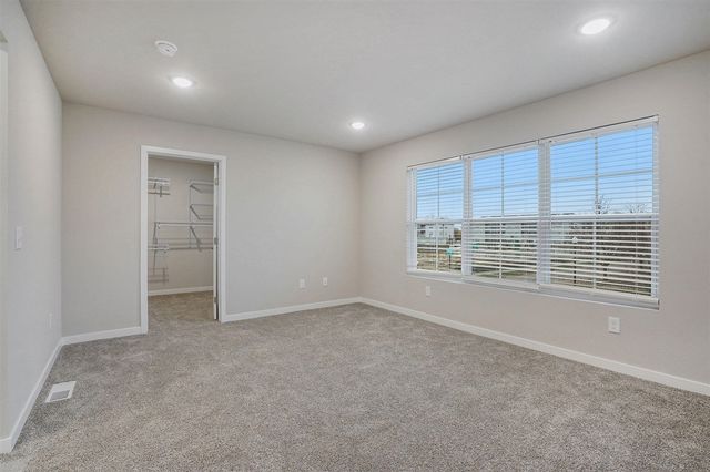 883 Main Street, Holland, MI 49423