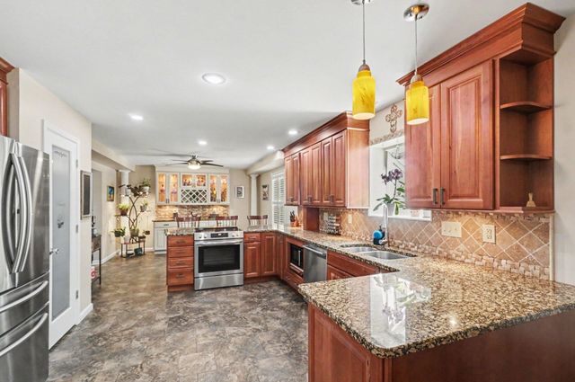 1894 Morningside Drive, Florence, KY 41042