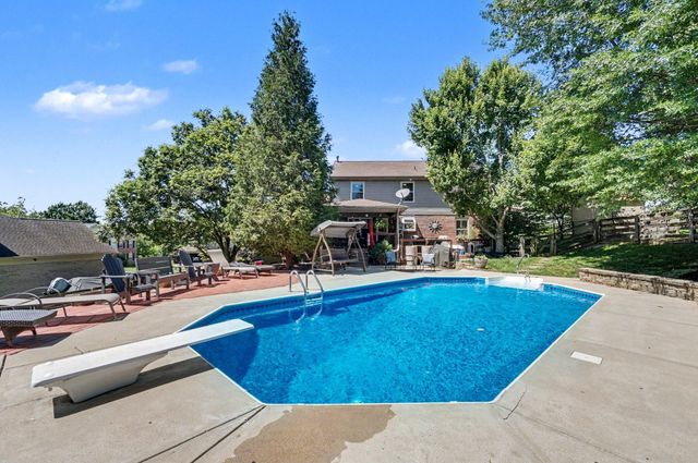 1894 Morningside Drive, Florence, KY 41042