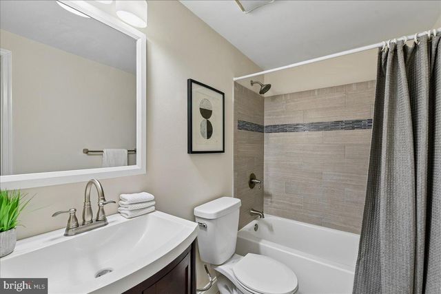 754 HYDE PARK DR, Glen Burnie, MD 21061
