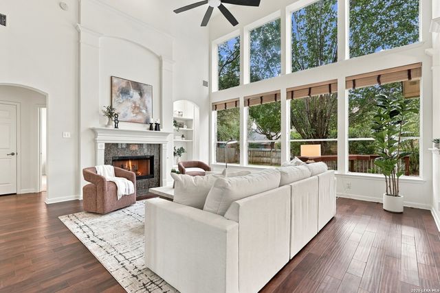 18619 Rogers Pl, San Antonio, TX 78258