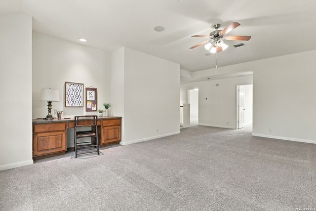 18619 Rogers Pl, San Antonio, TX 78258