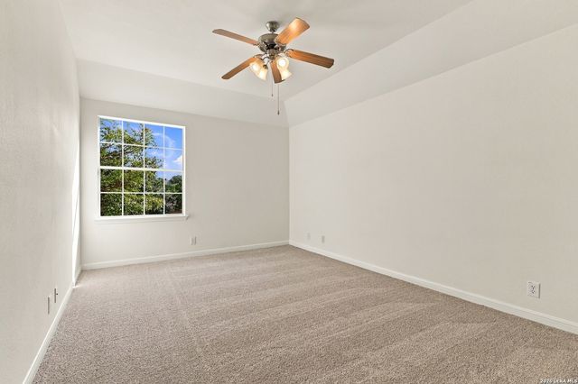 18619 Rogers Pl, San Antonio, TX 78258
