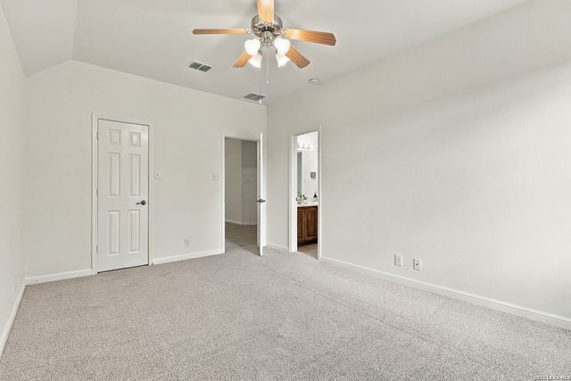 18619 Rogers Pl, San Antonio, TX 78258
