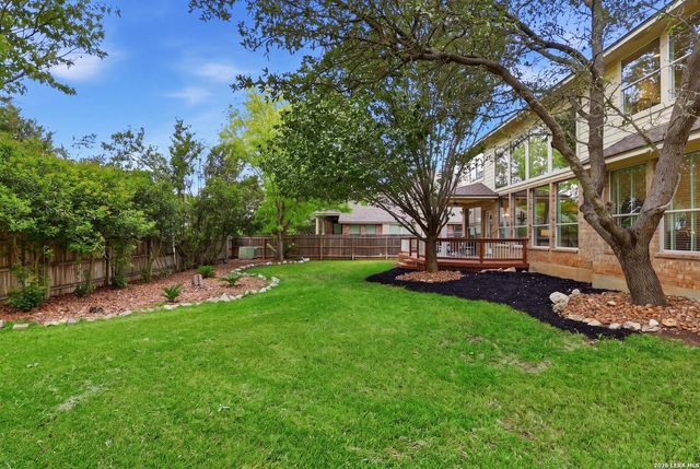 18619 Rogers Pl, San Antonio, TX 78258
