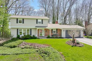 102 Jackson Road (Private Dr) Extension, Penfield, NY 14526