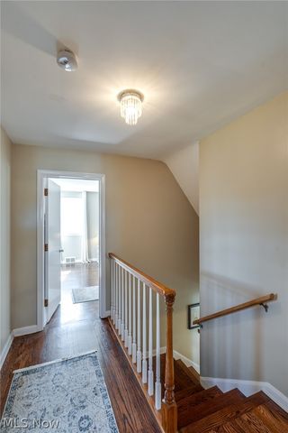 568 Hampshire Road, Fairlawn, OH 44333