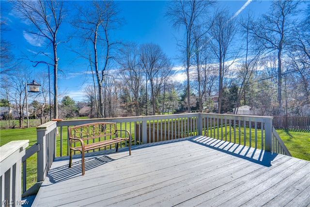 568 Hampshire Road, Fairlawn, OH 44333