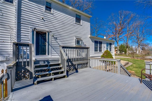 568 Hampshire Road, Fairlawn, OH 44333