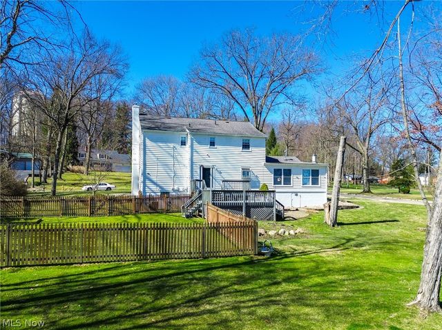 568 Hampshire Road, Fairlawn, OH 44333