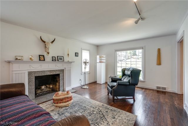 568 Hampshire Road, Fairlawn, OH 44333