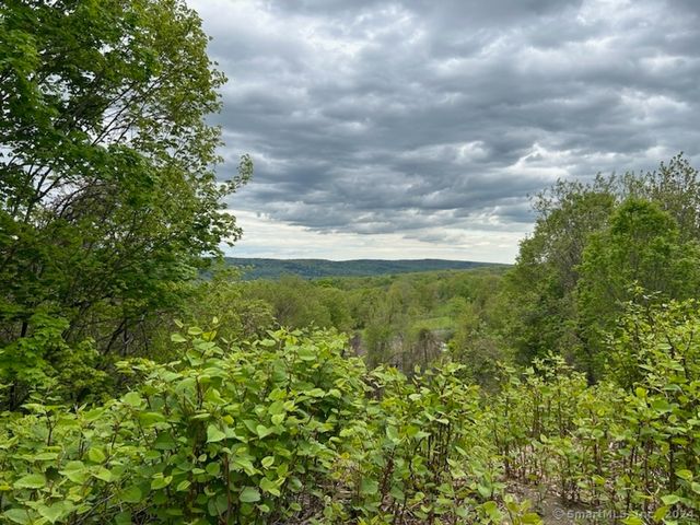 68 WESTLEDGE Terrace, Torrington, CT 06790
