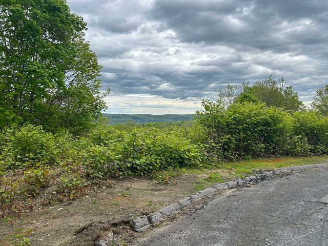 68 WESTLEDGE Terrace, Torrington, CT 06790