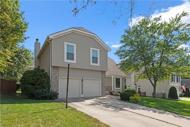 15235 Dearborn Street, Overland Park, KS 66223