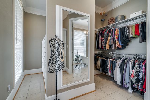 8 Griffith Court, Terrell, TX 75160