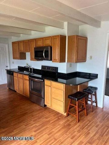 335 Cheryl Drive, Toms River, NJ 08753