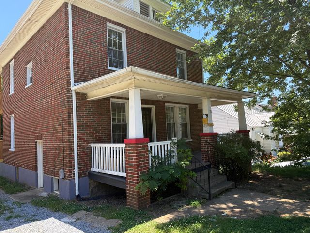 1502 9th ST SE, Roanoke, VA 24013