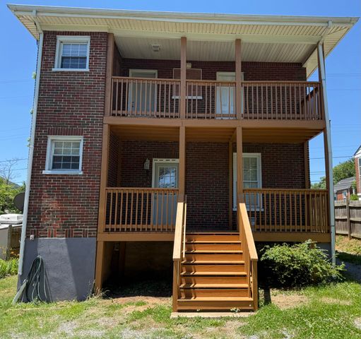 1502 9th ST SE, Roanoke, VA 24013