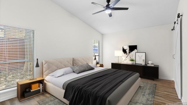 5815 Freemans Farm St, San Antonio, TX 78233