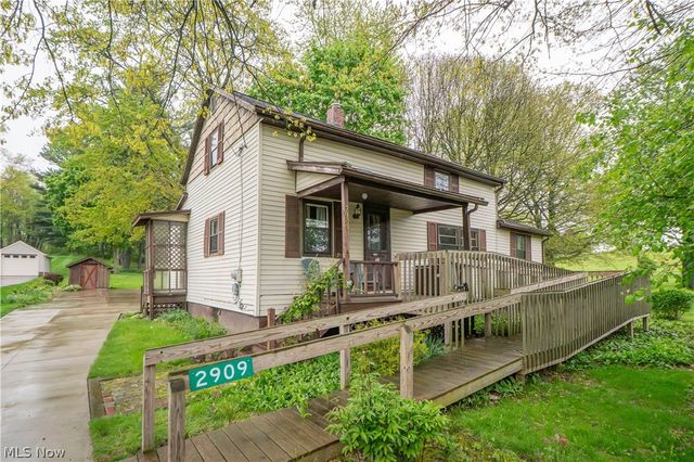 2909 Sanitarium Road, Akron, OH 44312